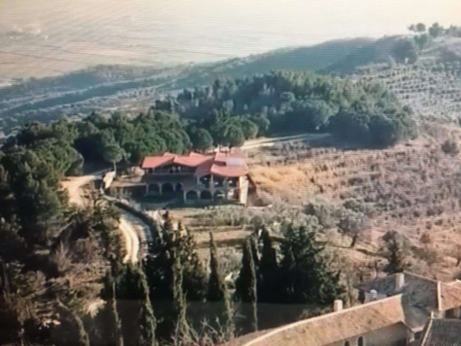 Shitet toke prej 4000m2 ne Ardenice Shitet toke prej 4000m2 ne Ardenice